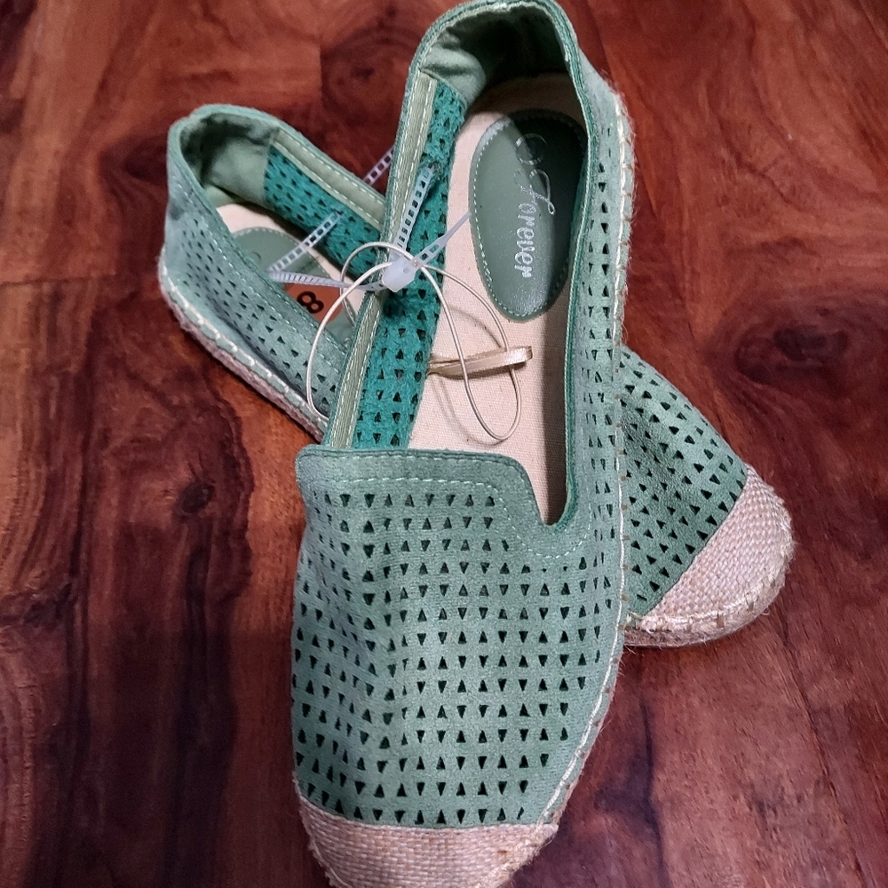 Chic Mint Green Espadrille Flats
